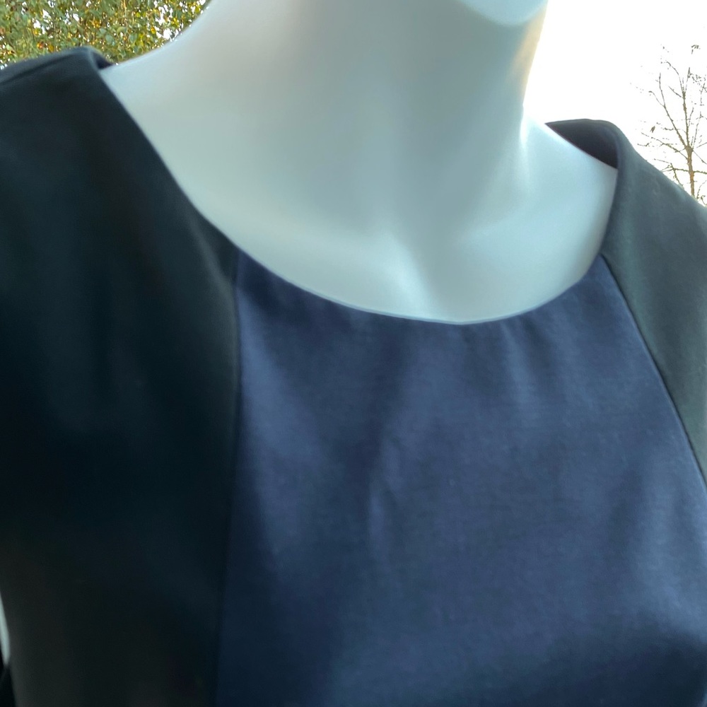 NWT Navy & Black Banana Republic Belted Sheath Dress, 4 - Picture 3 of 15